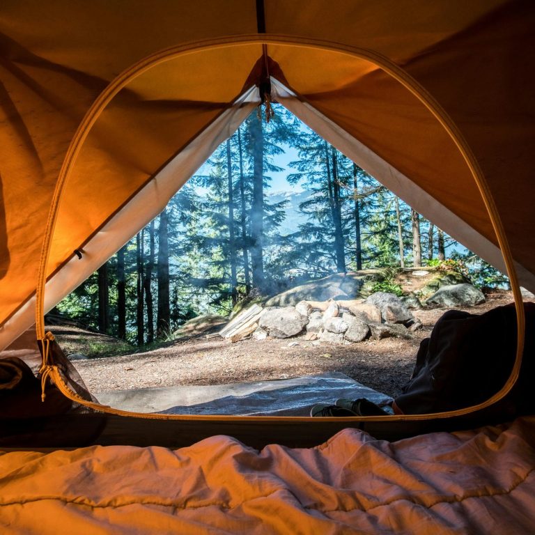 Welche Campingausrüstung brauchst du? Team Puzik beantwortet es dir. Campingverleih aus Steinfurt